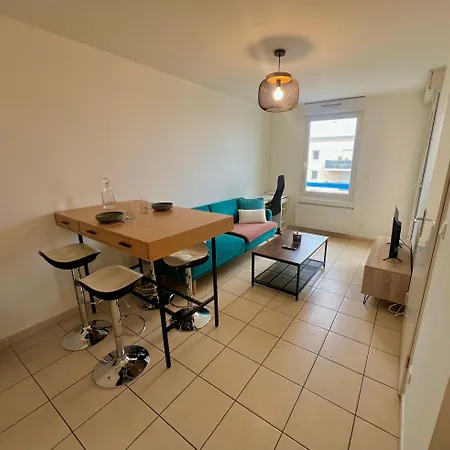 Appartement T2 - Proche Zénith Et Toison D'or