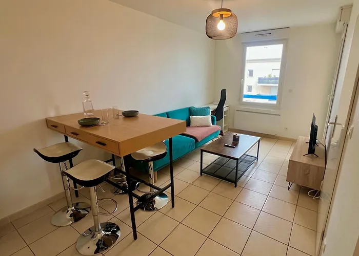 Appartement T2 - Proche Zénith Et Toison D'or